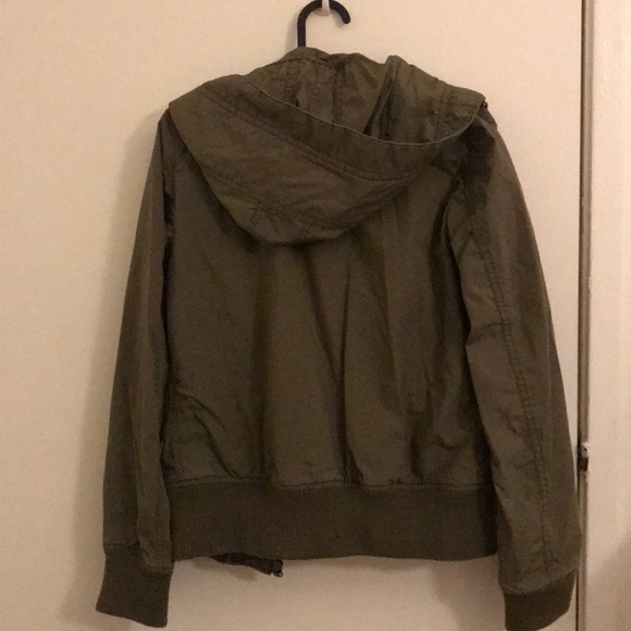 Uniqlo dark green jacket - Picture 2 of 3